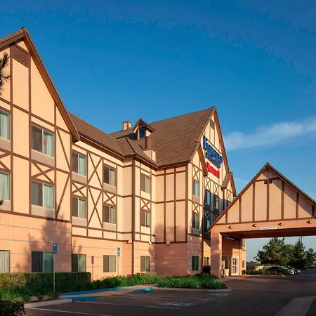 Fairfield Inn & Suites By Marriott Selma Kingsburg